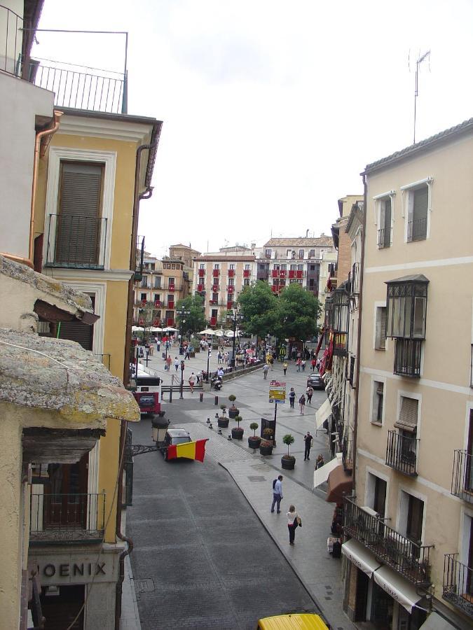 Casa Armas A, En Zocodover, Casco Historico Toledo Esterno foto
