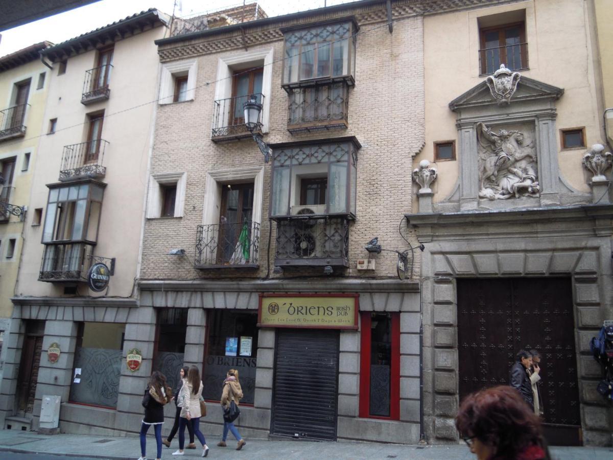 Casa Armas A, En Zocodover, Casco Historico Toledo Esterno foto